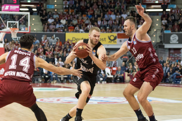 他们的跑攻 他们的跑攻