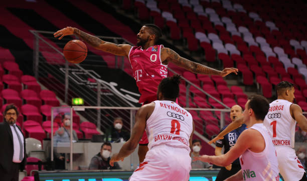 决定比赛的 决定比赛的